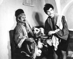 Scene from Giorgos Dizikirikis' high comedy Babylon, adapted from Dimitris Vizantiou's stage play