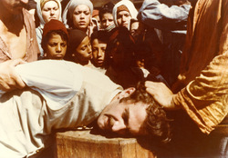 A scene from Nikos Koundouros' historical drama 1922